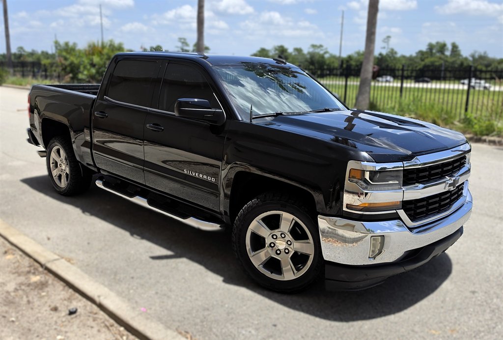 2018 Chevrolet Silverado - $21,995