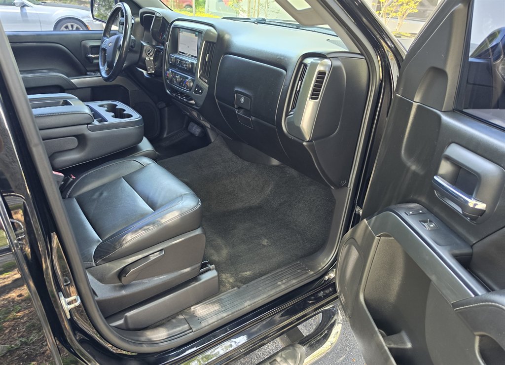 2018 Chevrolet Silverado - $21,995