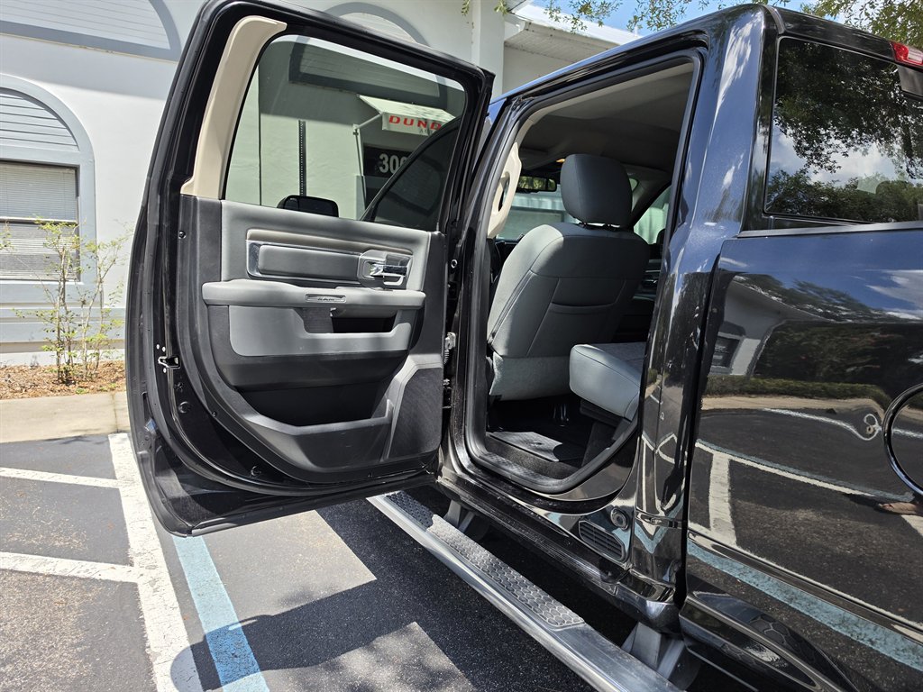 2015 Ram 2500 - $16,995