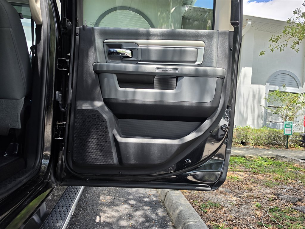 2015 Ram 2500 - $16,995