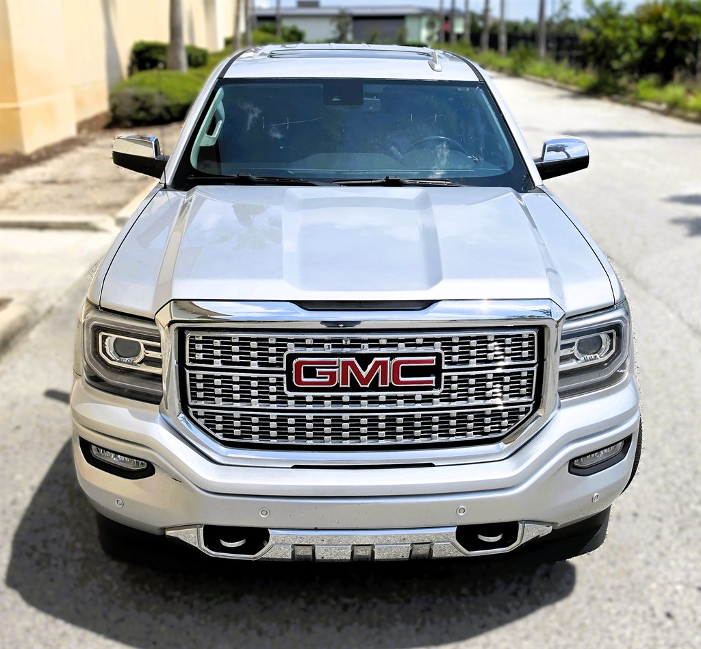 2018 GMC Sierra - $27,995