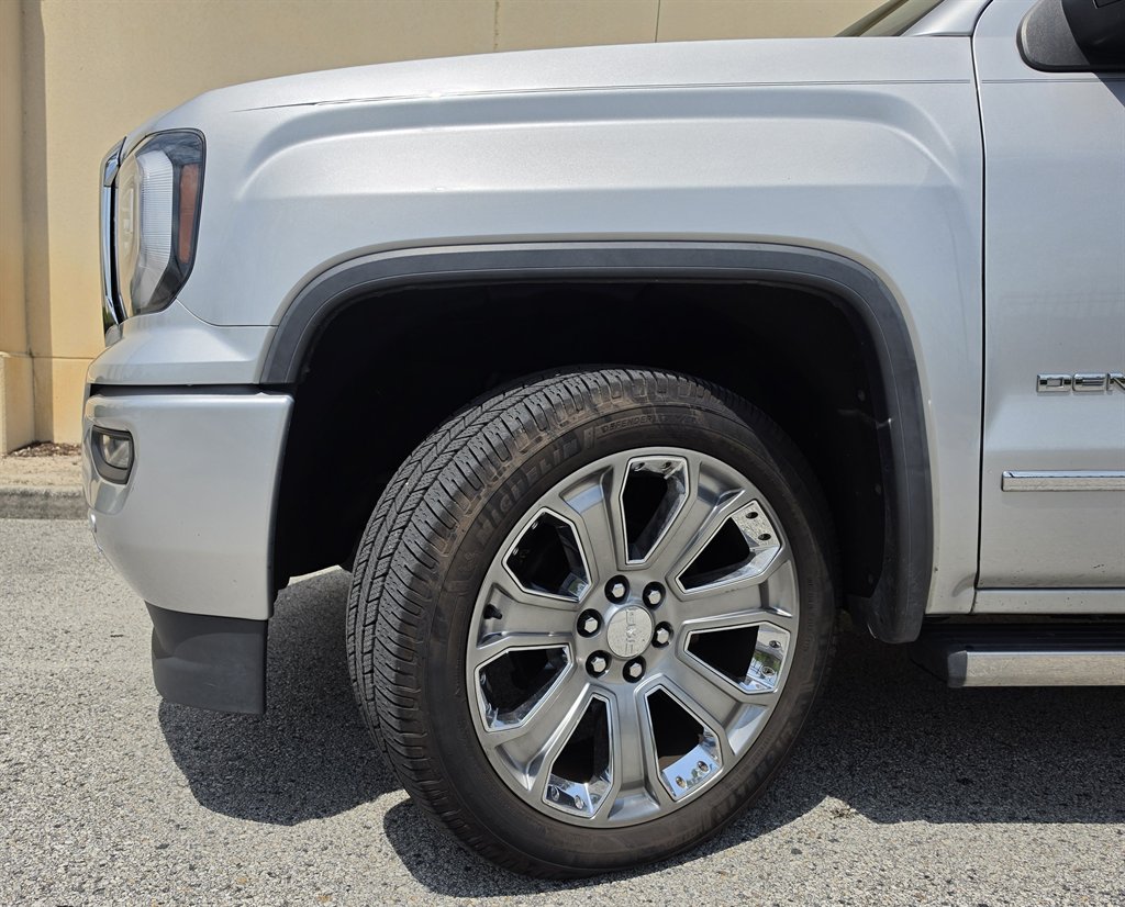 2018 GMC Sierra - $27,995