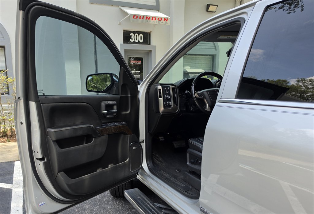 2018 GMC Sierra - $27,995