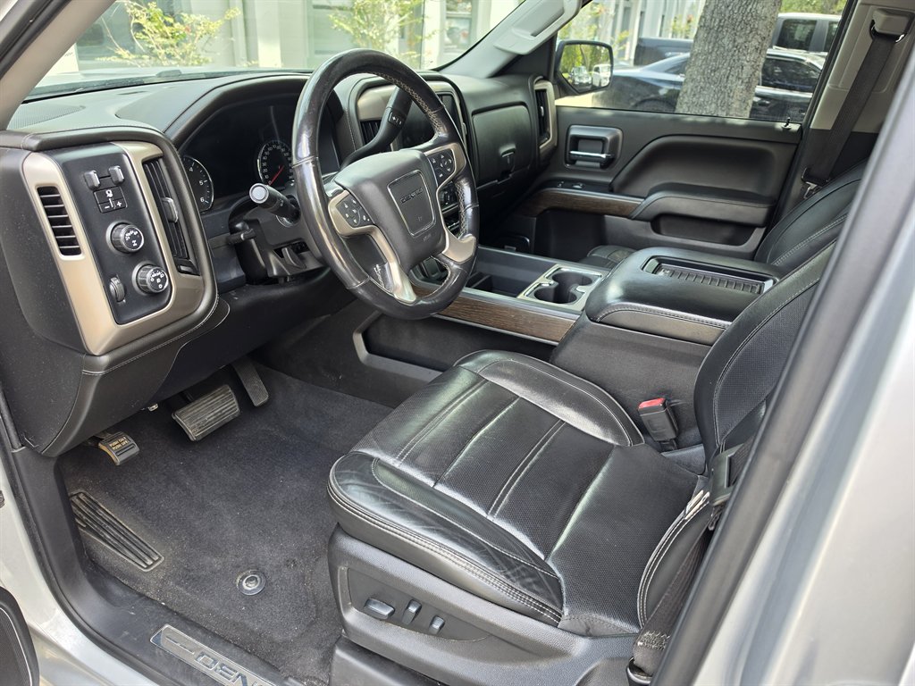 2018 GMC Sierra - $27,995