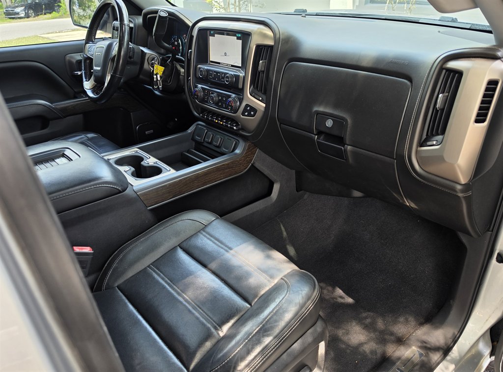 2018 GMC Sierra - $27,995