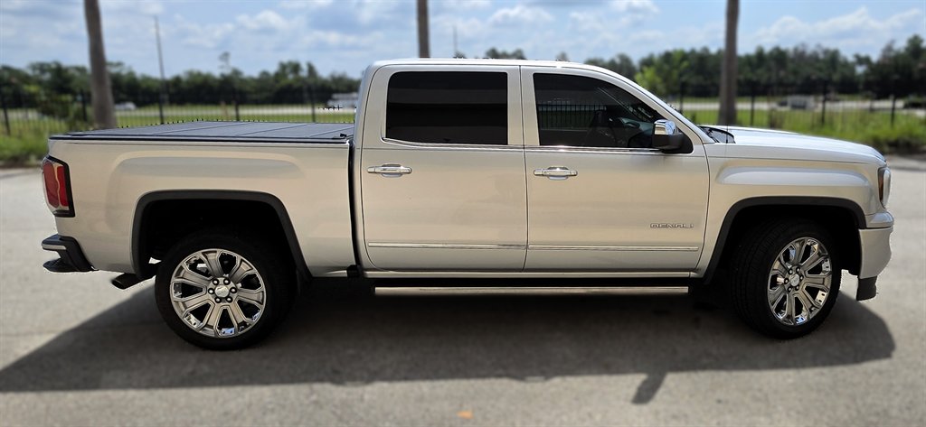 2018 GMC Sierra - $27,995