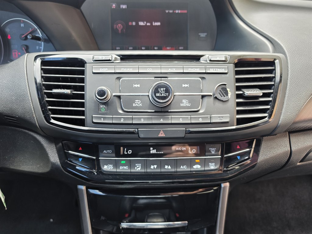 2017 Honda Accord - $16,995