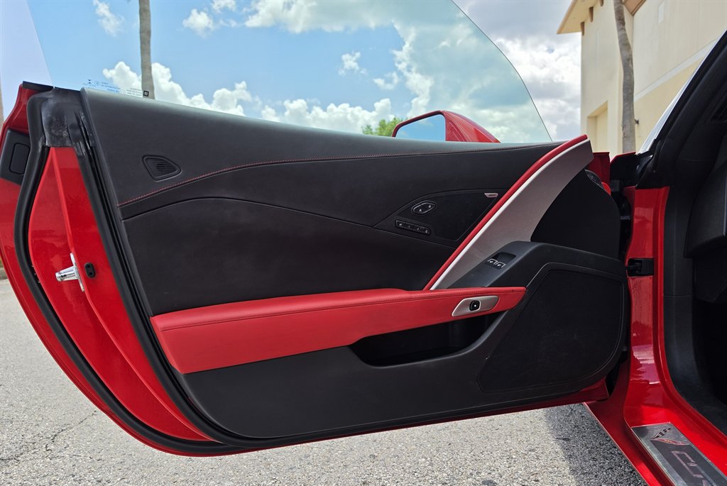 2014 Chevrolet Corvette - $43,995