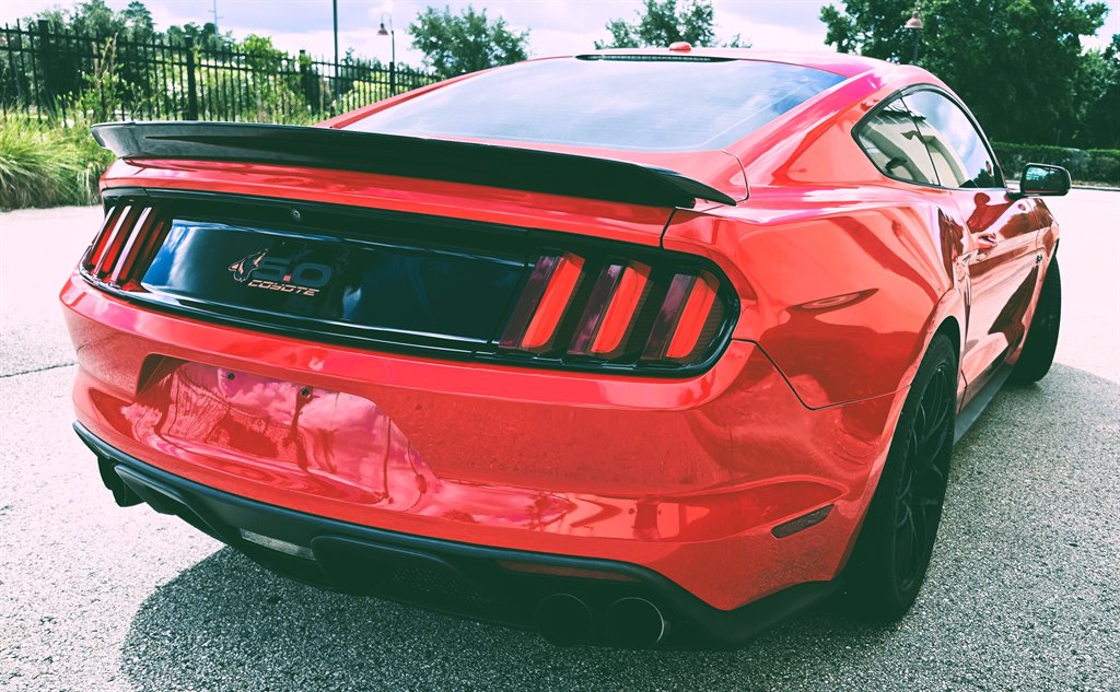 2016 Ford Mustang - $26,995