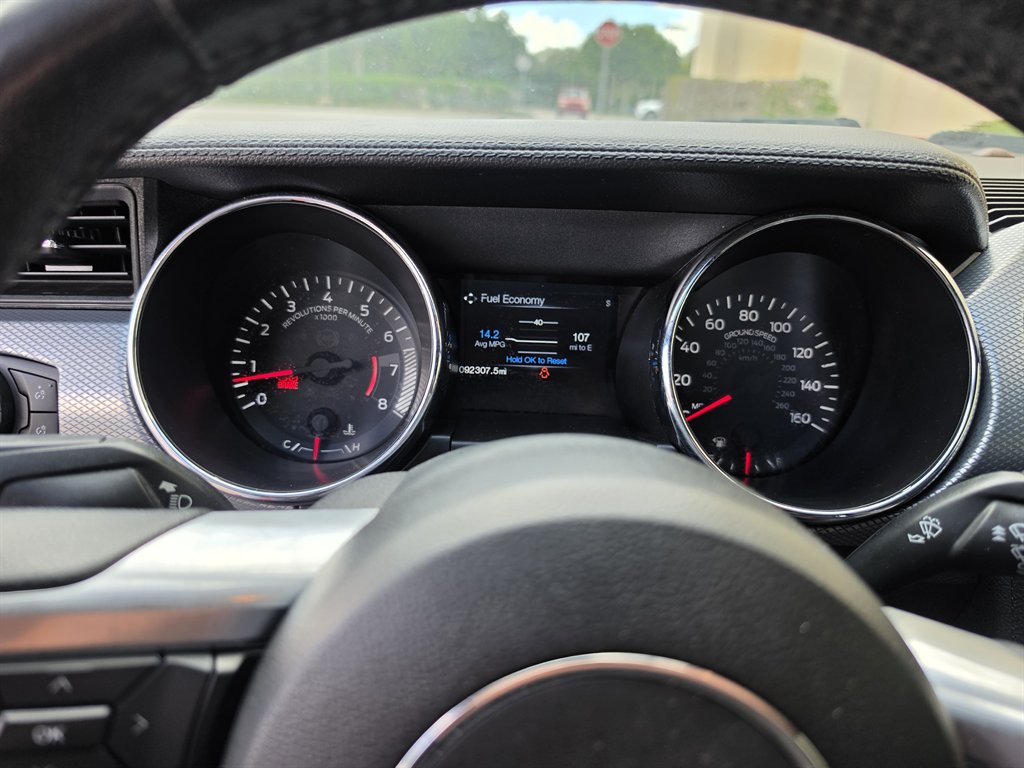 2016 Ford Mustang - $26,995