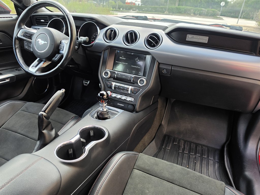 2016 Ford Mustang - $26,995