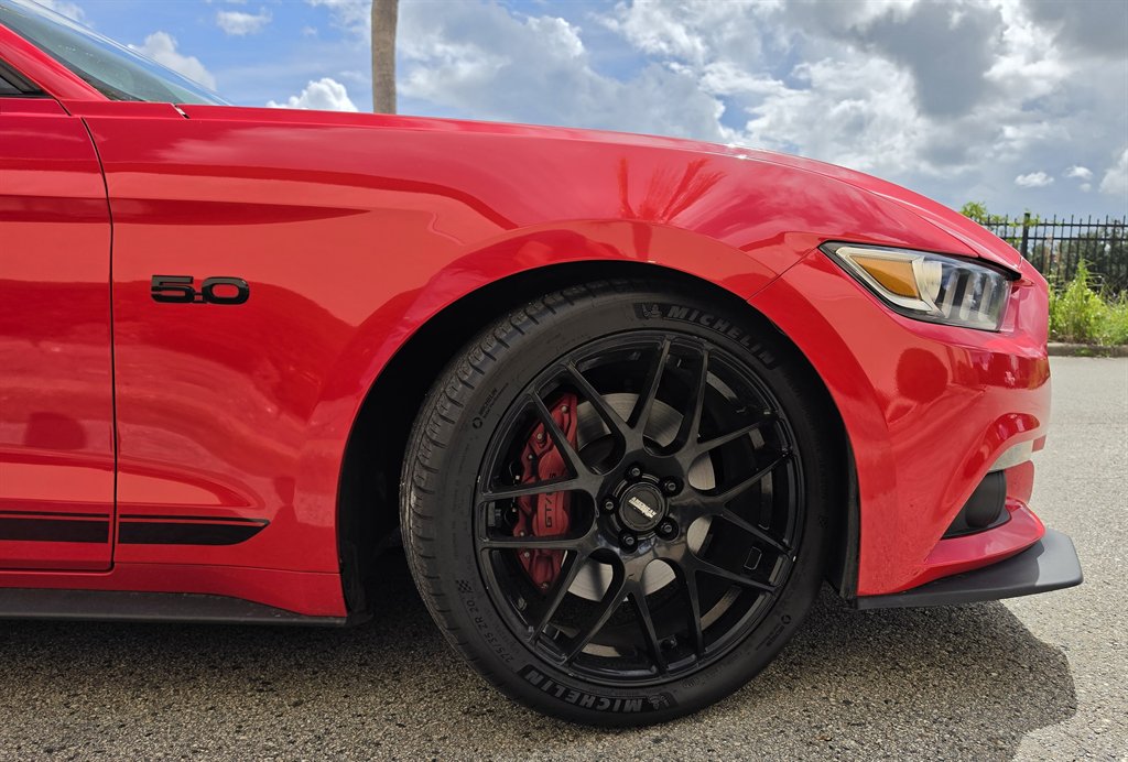 2016 Ford Mustang - $26,995