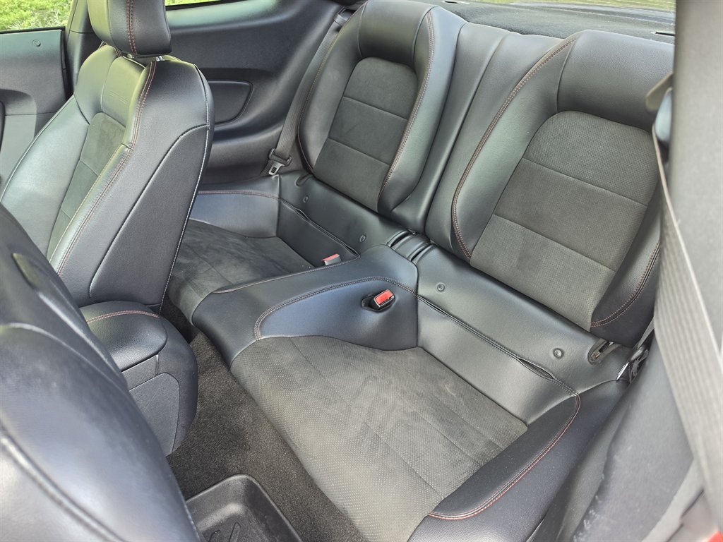 2016 Ford Mustang - $26,995