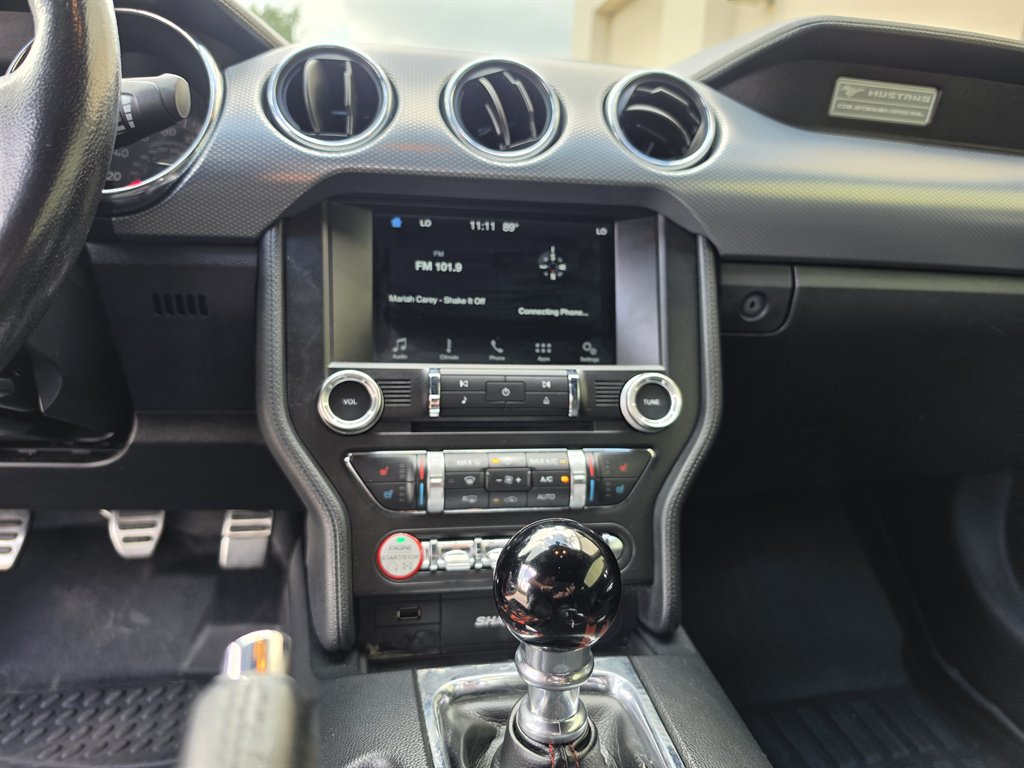 2016 Ford Mustang - $26,995