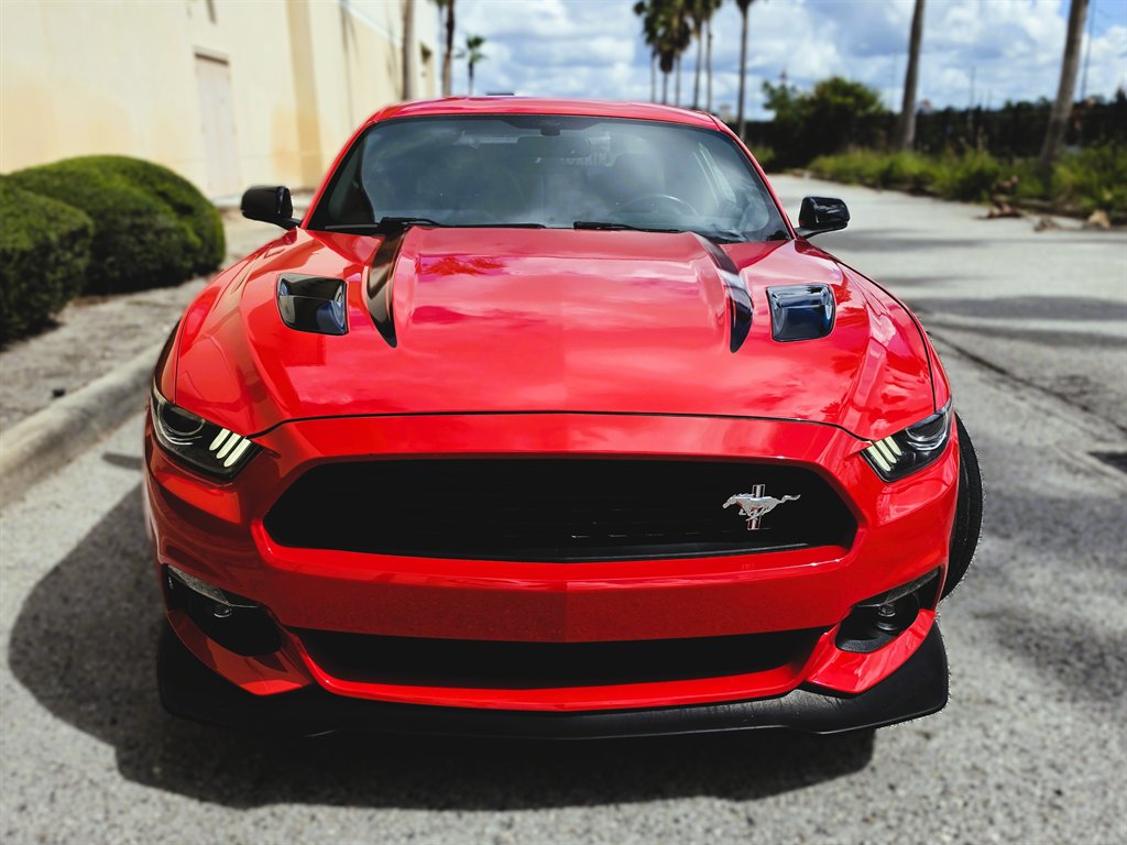 2016 Ford Mustang - $26,995