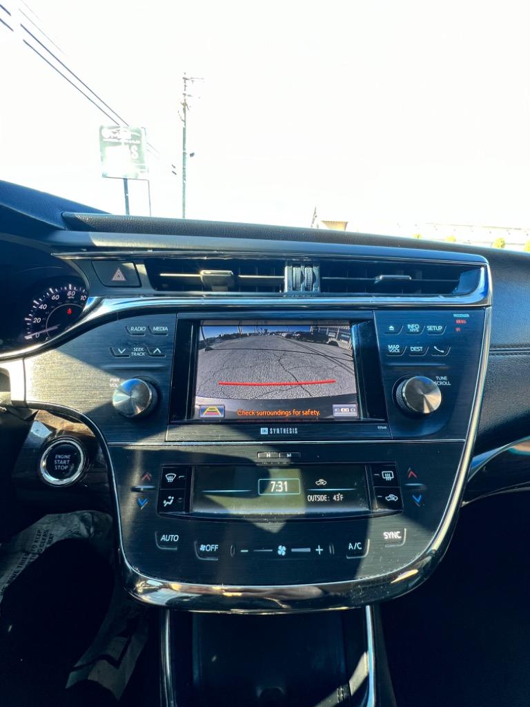 2014 Toyota Avalon XLE photo