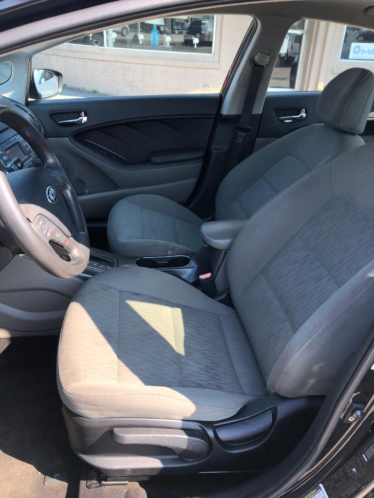 2016 Kia Forte LX photo