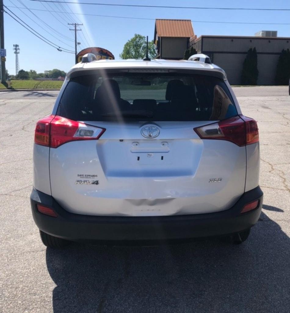 2013 Toyota RAV4 XLE photo