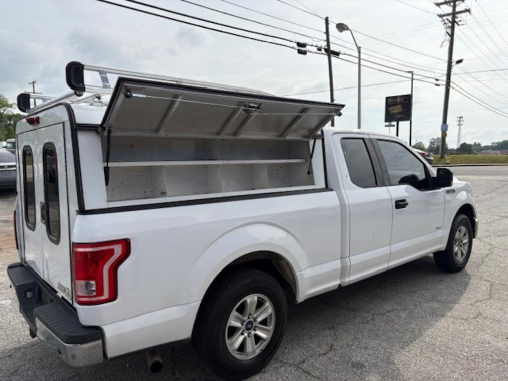 2017 Ford F150 Lariat photo