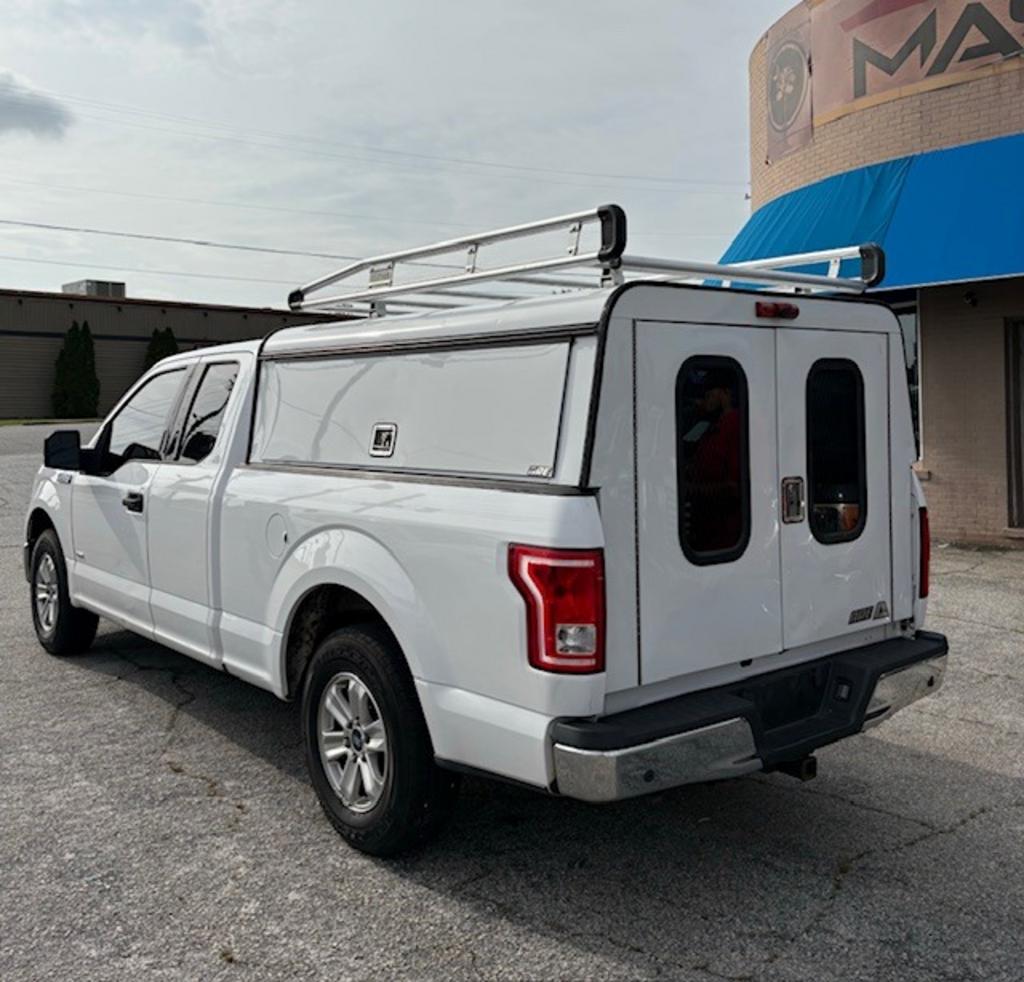 2017 Ford F150 Lariat photo