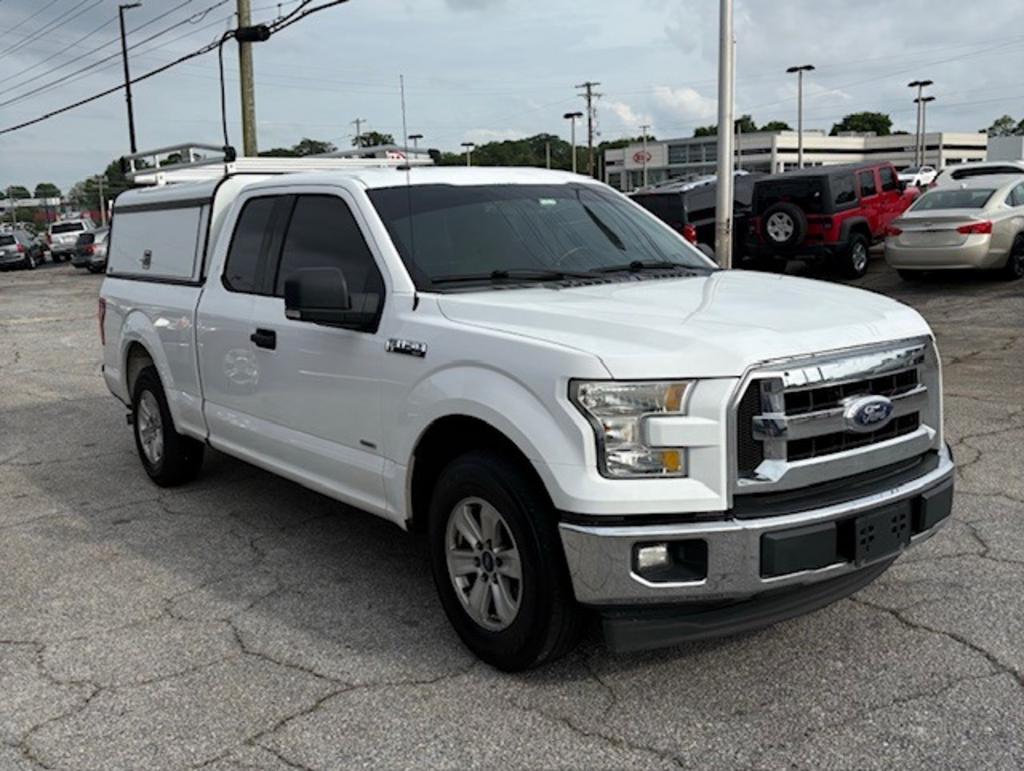 2017 Ford F150 Lariat photo