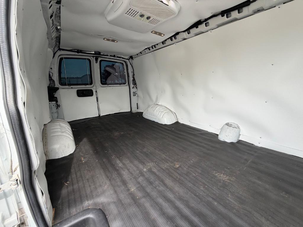 2020 Chevrolet Express - $9,950