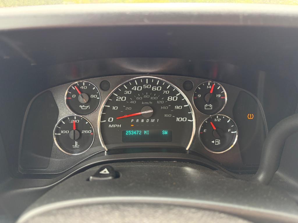 2020 Chevrolet Express - $9,950