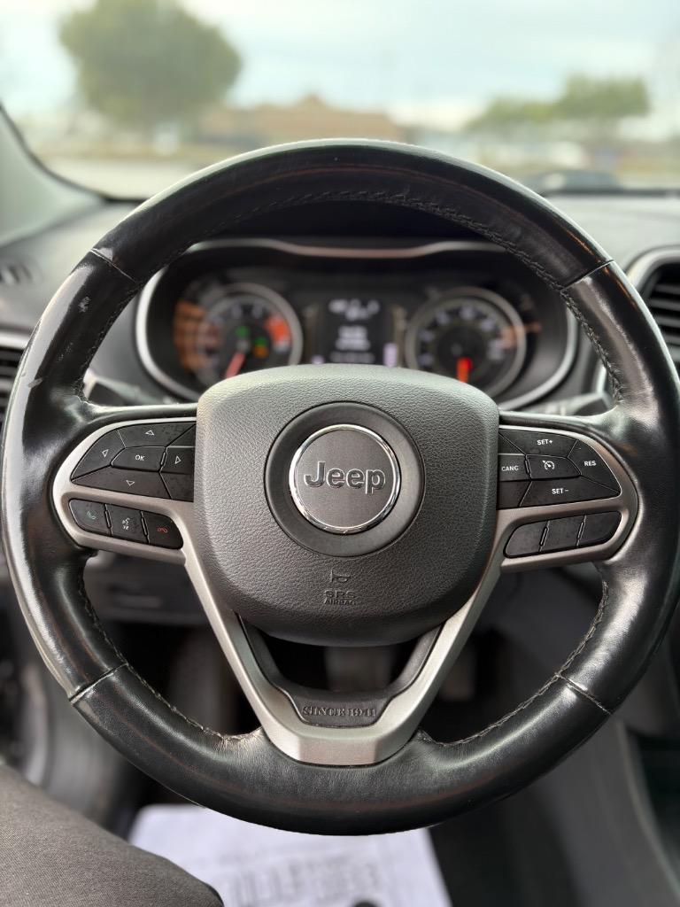 2019 Jeep Cherokee - $12,500