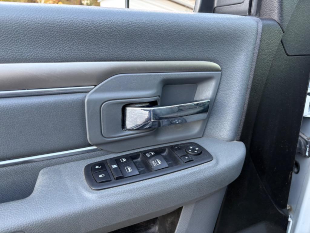 2019 Ram 1500 Classic - $16,750