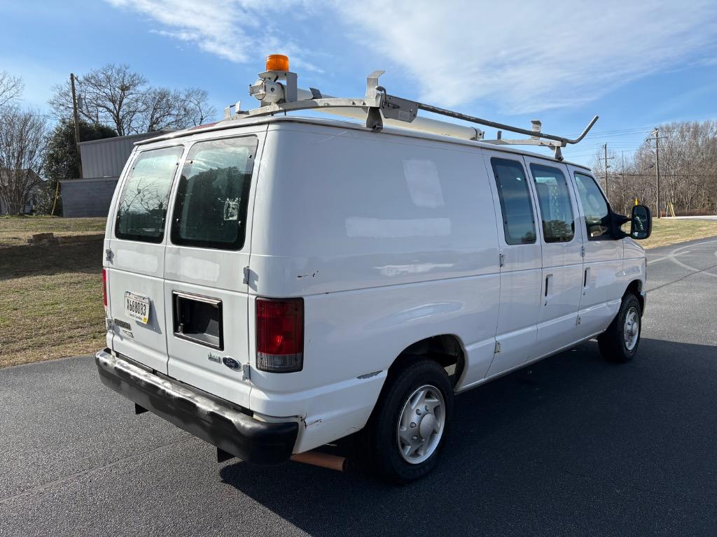 2012 Ford E-350 Super Duty - $10,950
