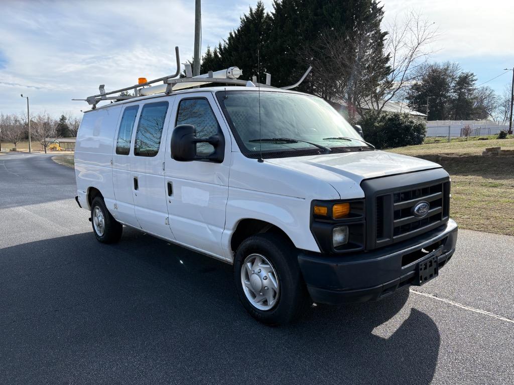 2012 Ford E-350 Super Duty - $10,950