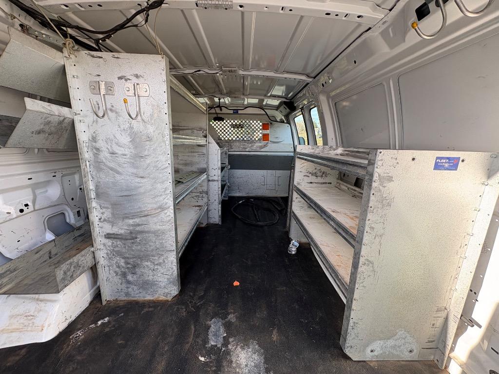 2012 Ford E-350 Super Duty - $10,950
