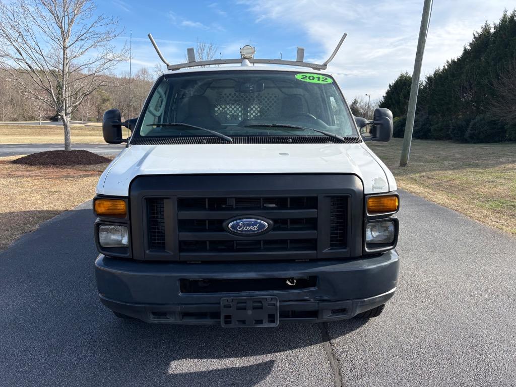 2012 Ford E-350 Super Duty - $10,950