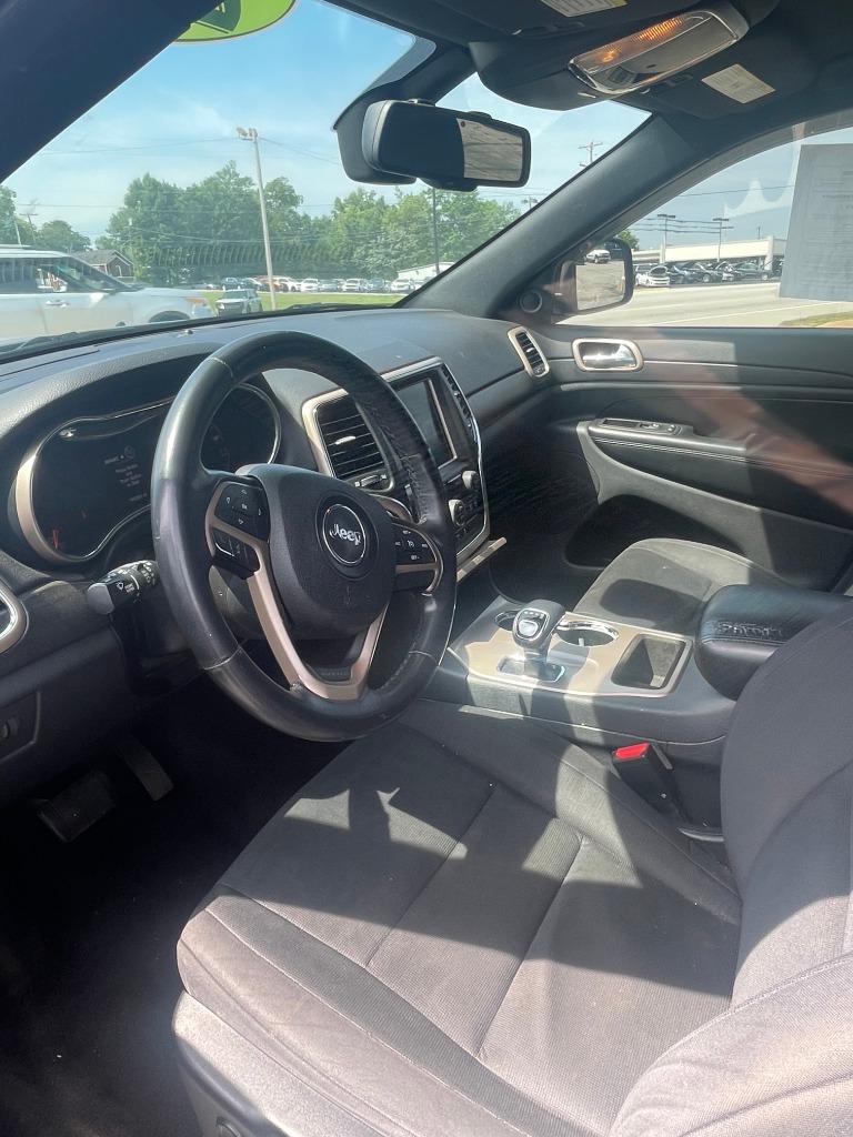 2015 Jeep Cherokee - $10,500