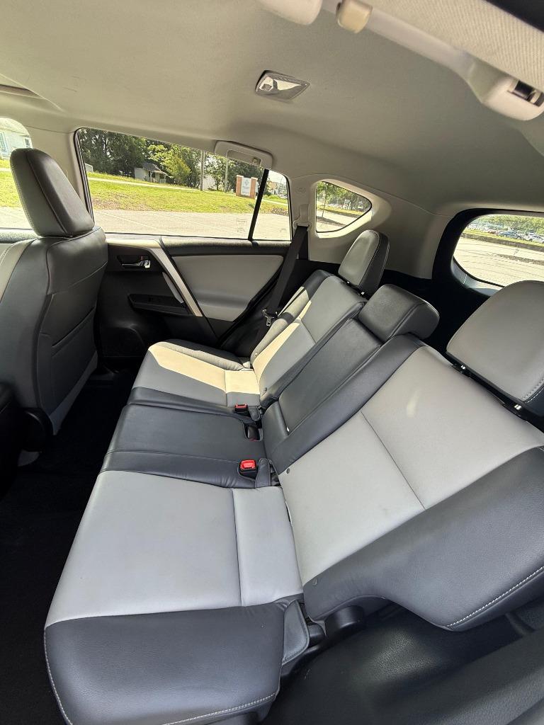 2014 Toyota RAV4 - $13,600