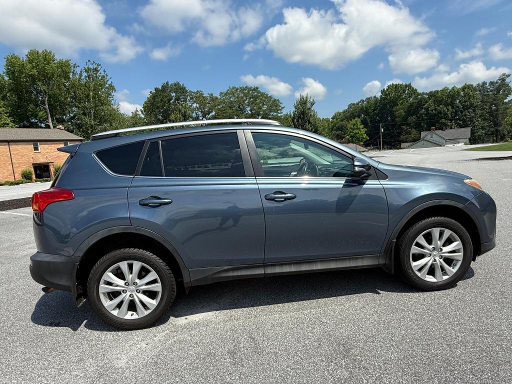 2014 Toyota RAV4 - $13,600