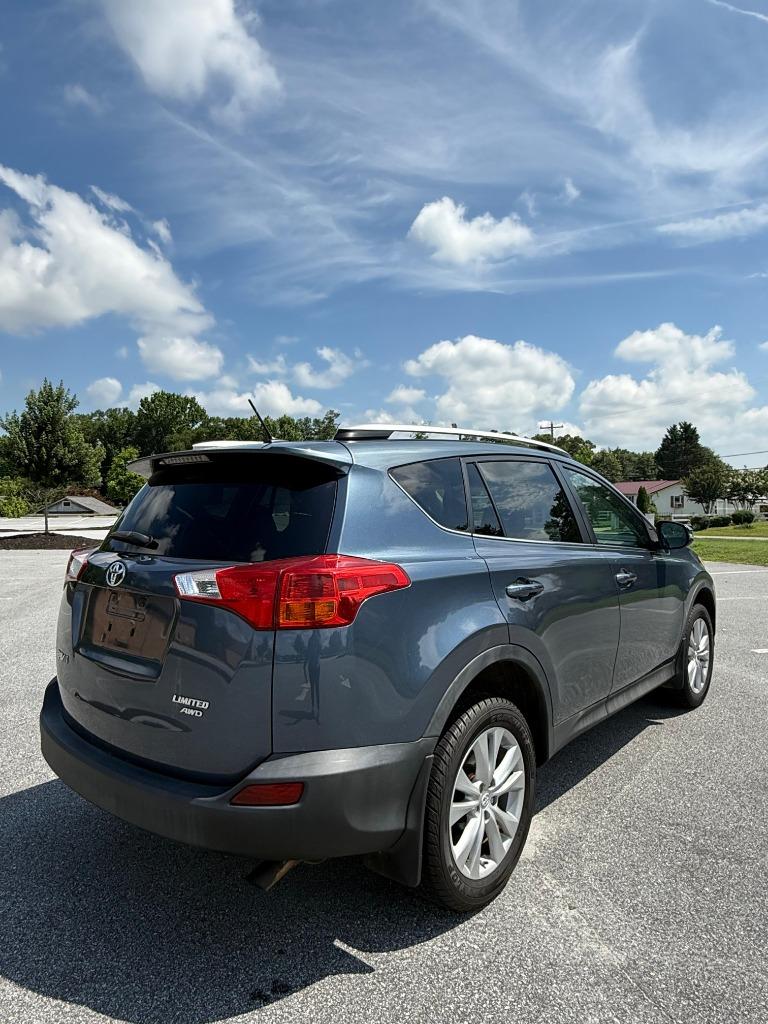 2014 Toyota RAV4 - $13,600