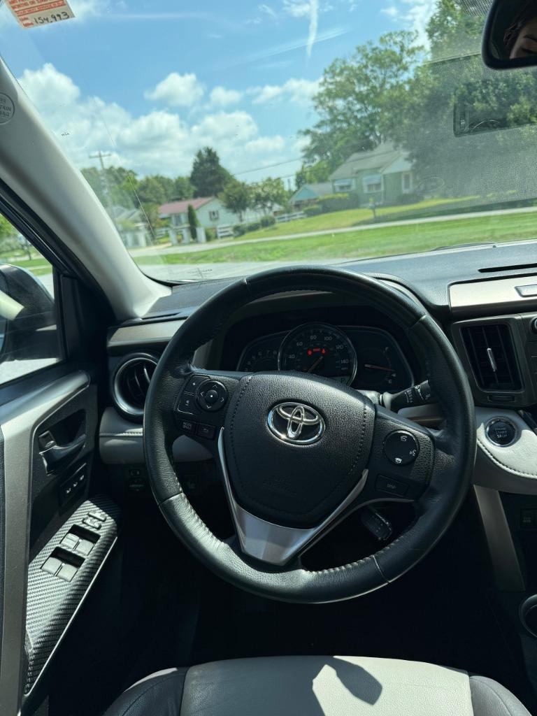 2014 Toyota RAV4 - $13,600