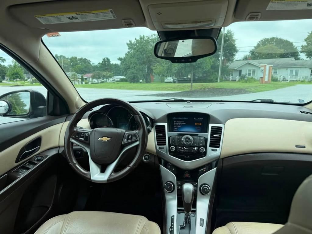 2014 Chevrolet Cruze - $4,000