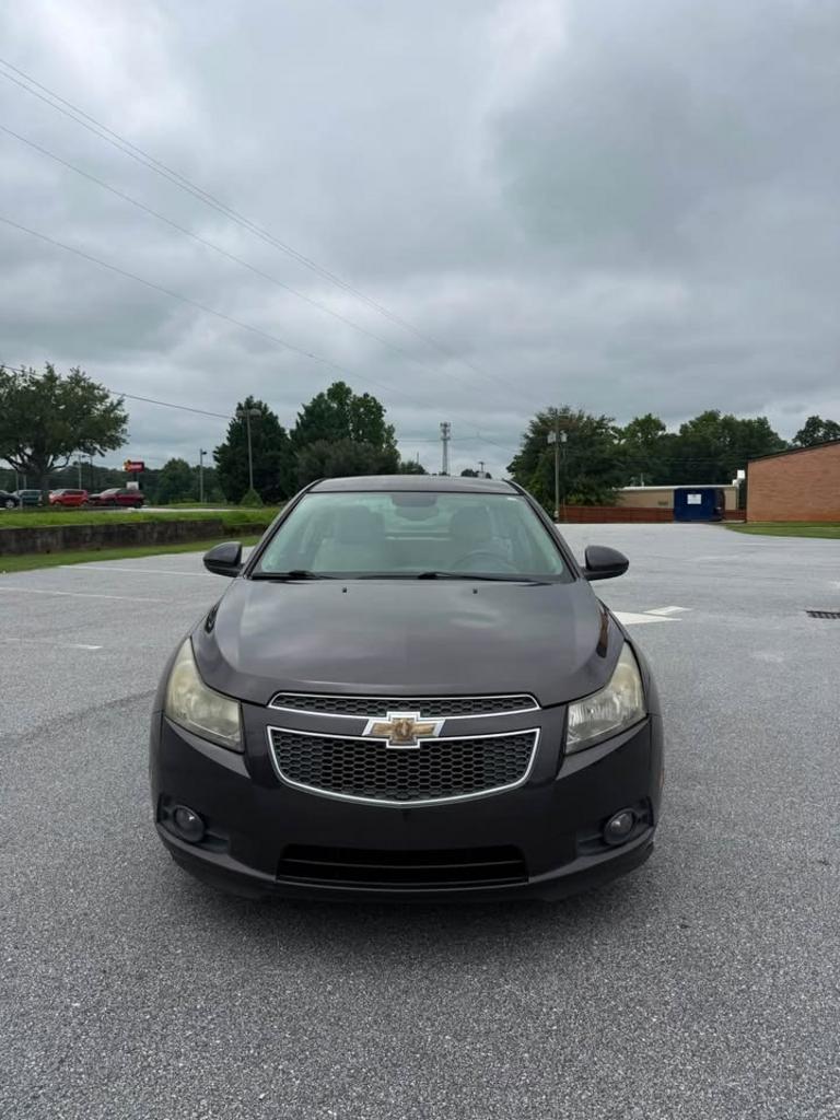 2014 Chevrolet Cruze - $4,000
