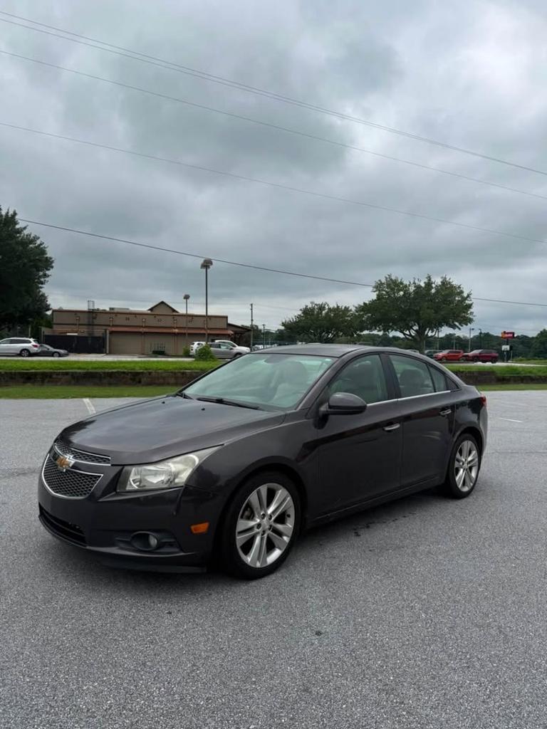 2014 Chevrolet Cruze - $4,000