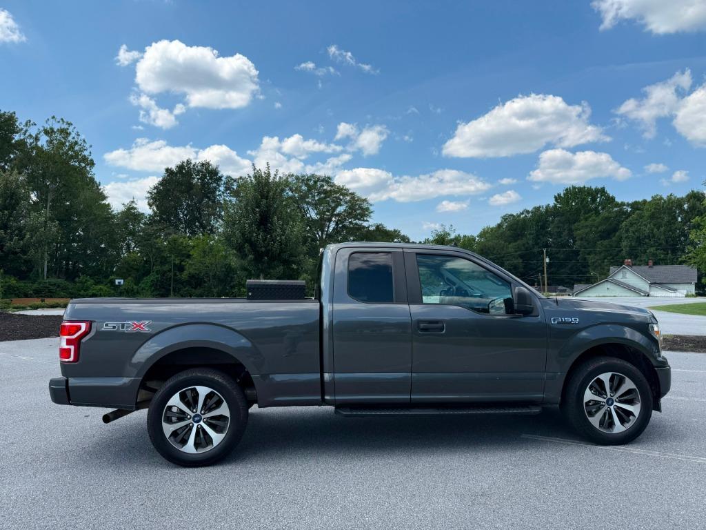 2020 Ford F150 - $20,900