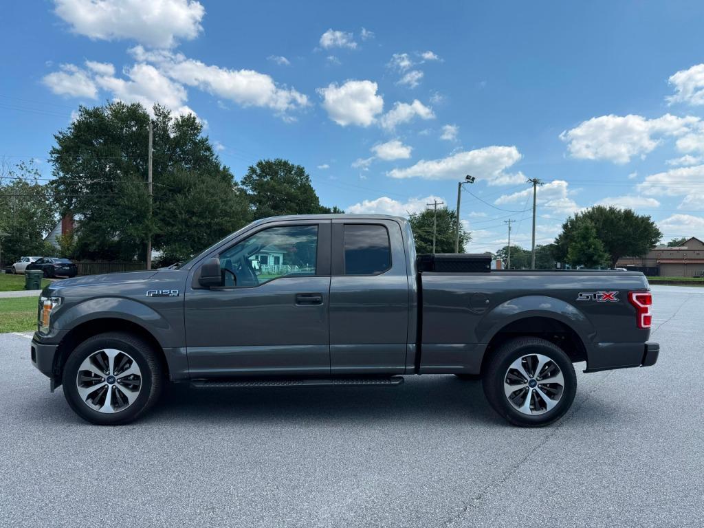 2020 Ford F150 - $20,900