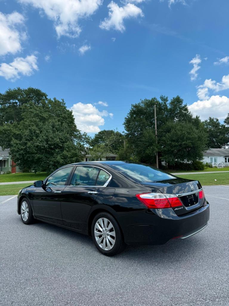 2015 Honda Accord - $13,750