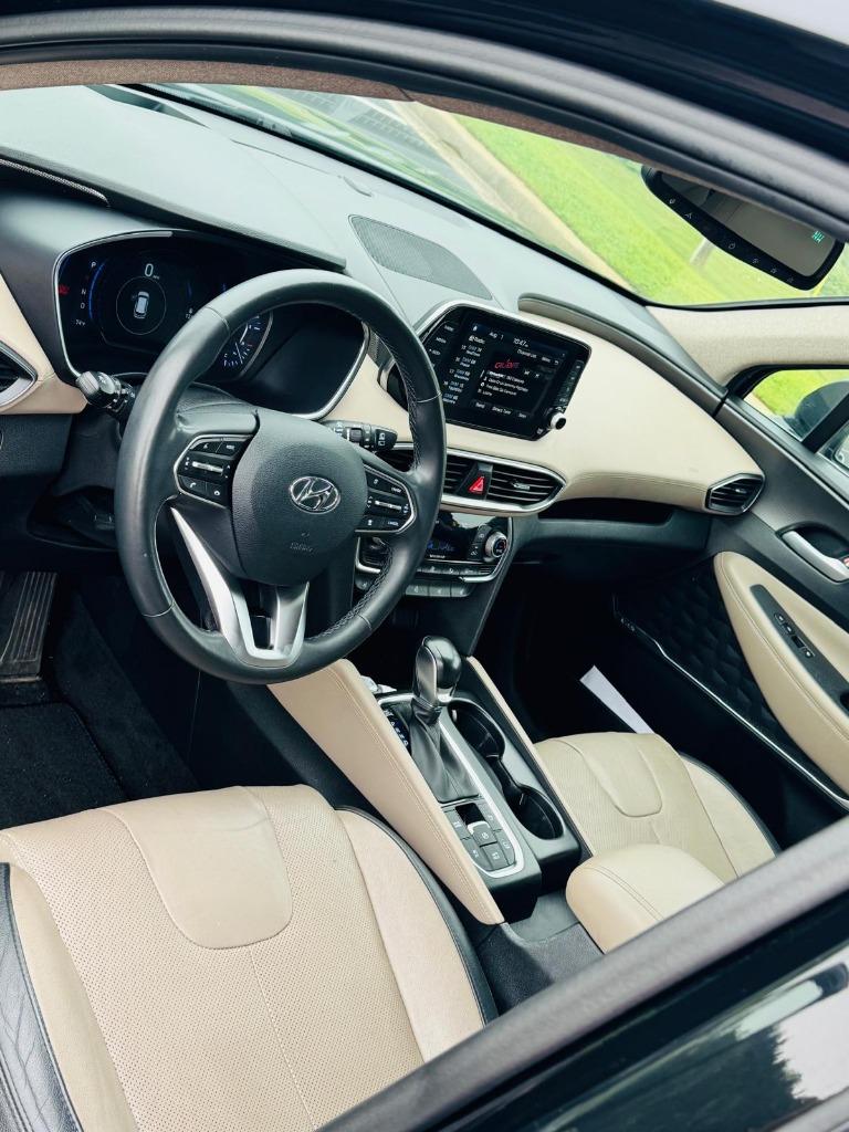 2019 Hyundai Santa Fe - $12,900