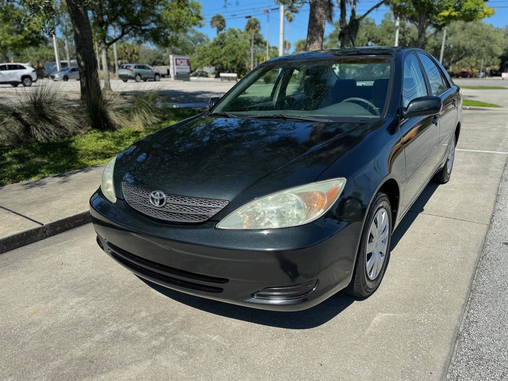 2003 Toyota Camry LE photo