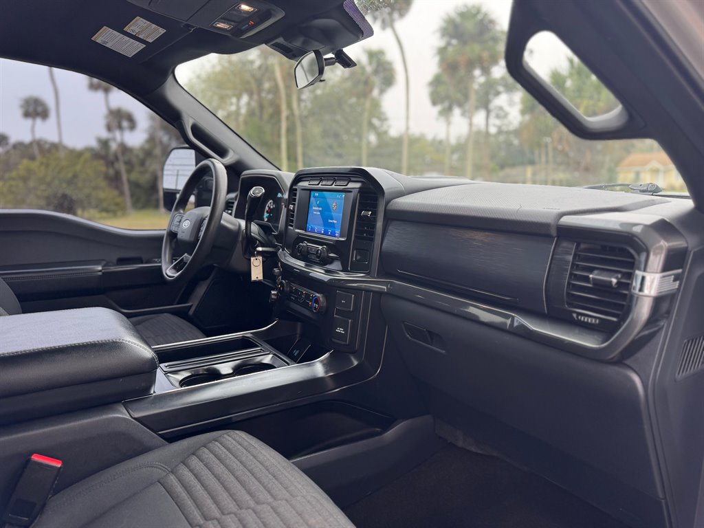 2021 Ford F150 XL photo