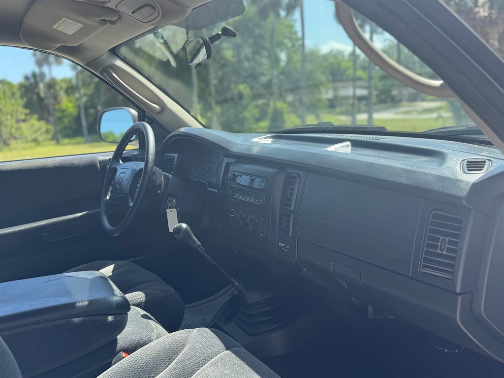 2002 Dodge Dakota Sport photo