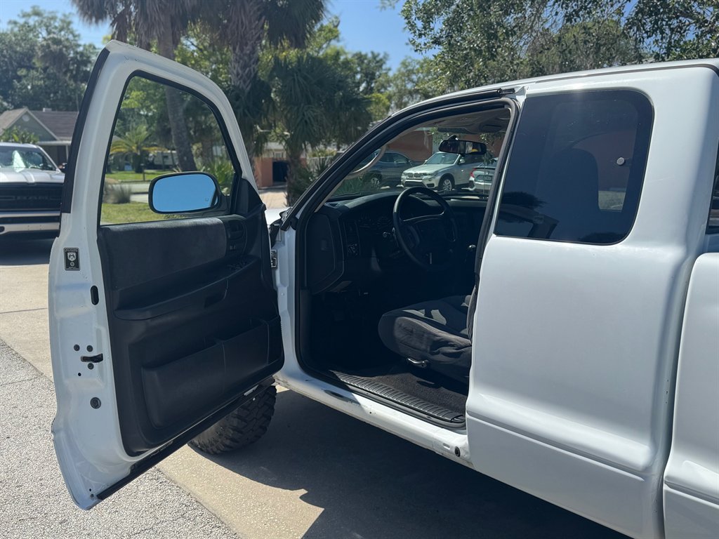 2002 Dodge Dakota Sport photo