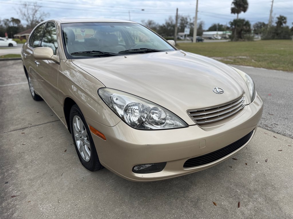 2004 Lexus ES 330 photo